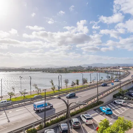 Апартаменти Sea View Escape Waterfront *